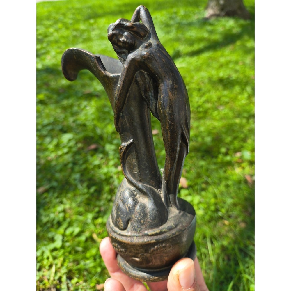 Antique 1910-1920 Chicago I.C. Newman Diamond Shop Art Nouveau Bud Vase Swan 425